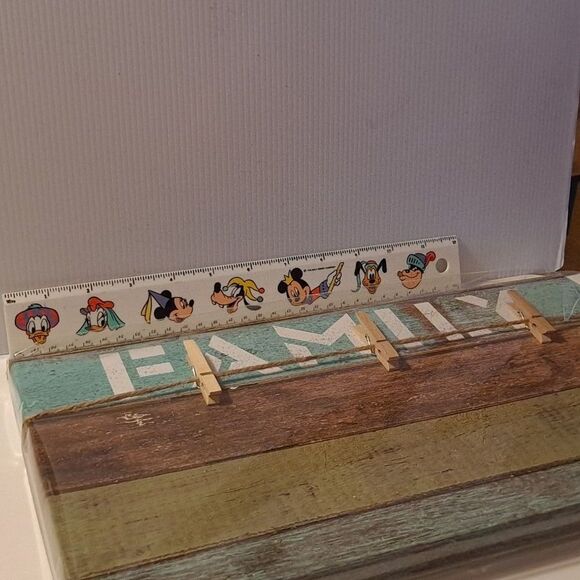 RUSTIC Look "FAMILY" 14x8 clothes pin photo collage display Vintage Look GIFTS - Picture 6 of 7